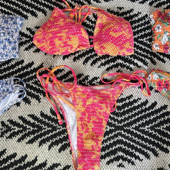 3 pack smocked swimsuits - Picture 3 of 7